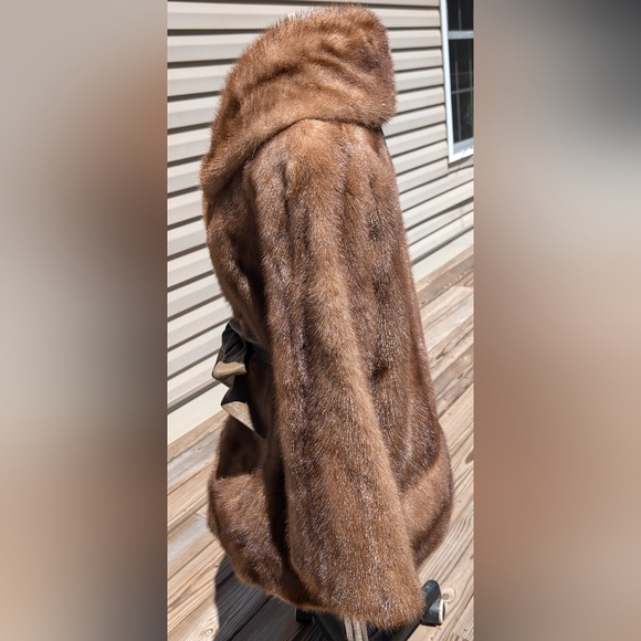 Vintage genuine mink fur jacket Shillitos fur Salon leather belt 50-60s coat - Picture 3 of 17